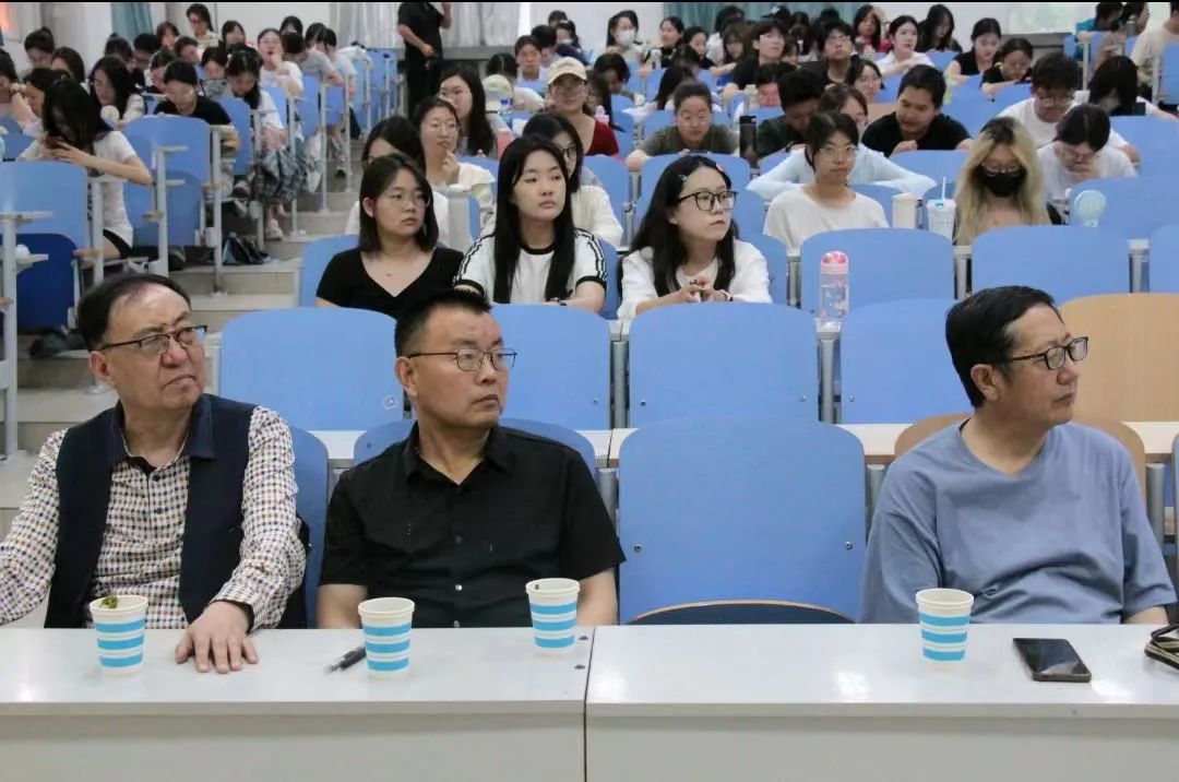 说明: 9cad97a5cfcbc3b6bd164ef0371f852.jpg