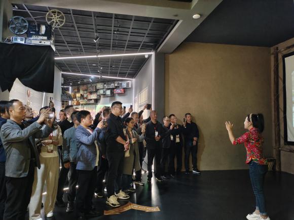 说明: 微信图片15