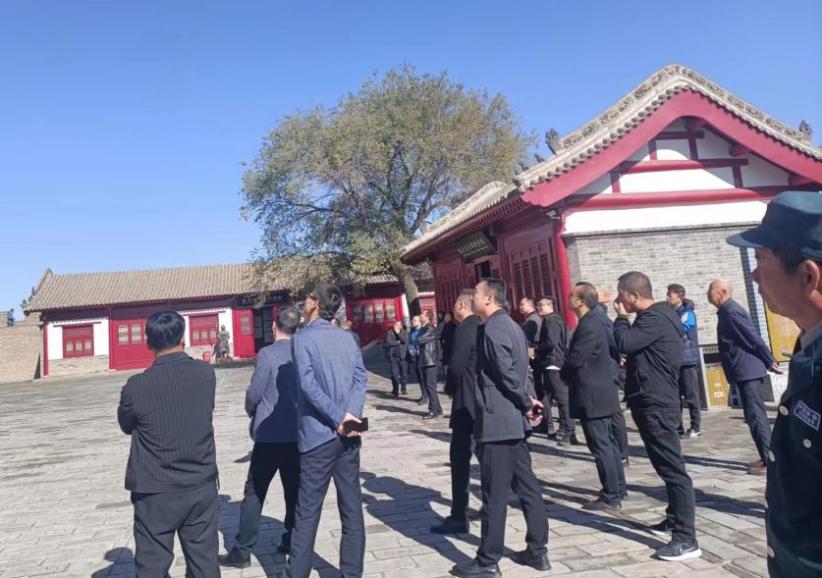 说明: 镇北台2