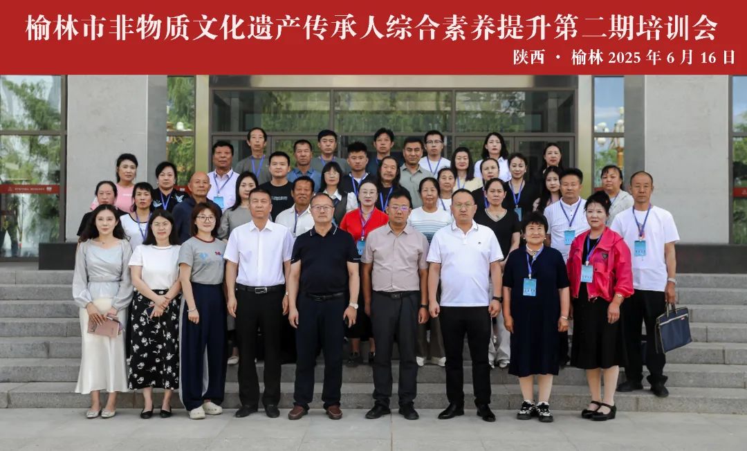 说明: 18a289d801f4353ba54d490d317e30d.jpg